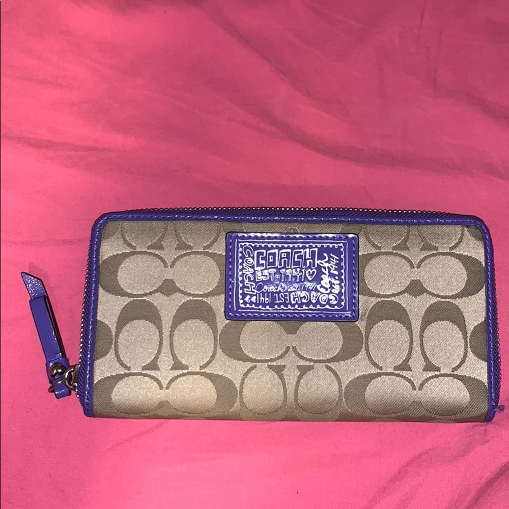 Coach wallet